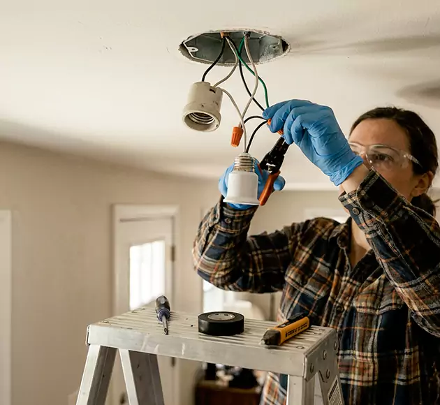 Professional Light Socket Replacement: Your Local Fixture Repair Team in Huntsville, AL
